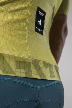 MAJICA BICIKLISTIČKA KRATKI RUKAVI ATTITUDE 2.0 MAN SPLIT GREEN GOBIK - Veličina S