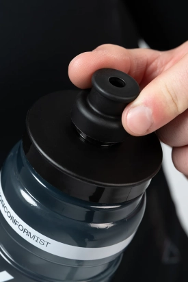 BIDON FLY SMOKED 750ml GOBIK