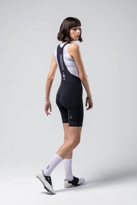 HLAČE KRATKE REVOLUTION 2.1 WOMAN BLACK K9 GOBIK