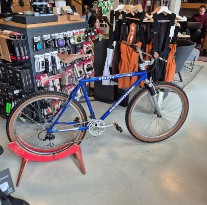 BICYCLE 1996 MONGOOSE IBOC ZERO-G SX - Size 18''